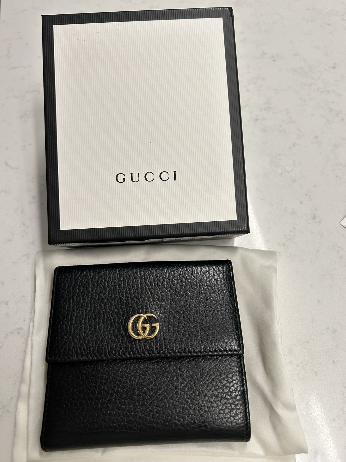 Gucci GG Marmont Wallet 