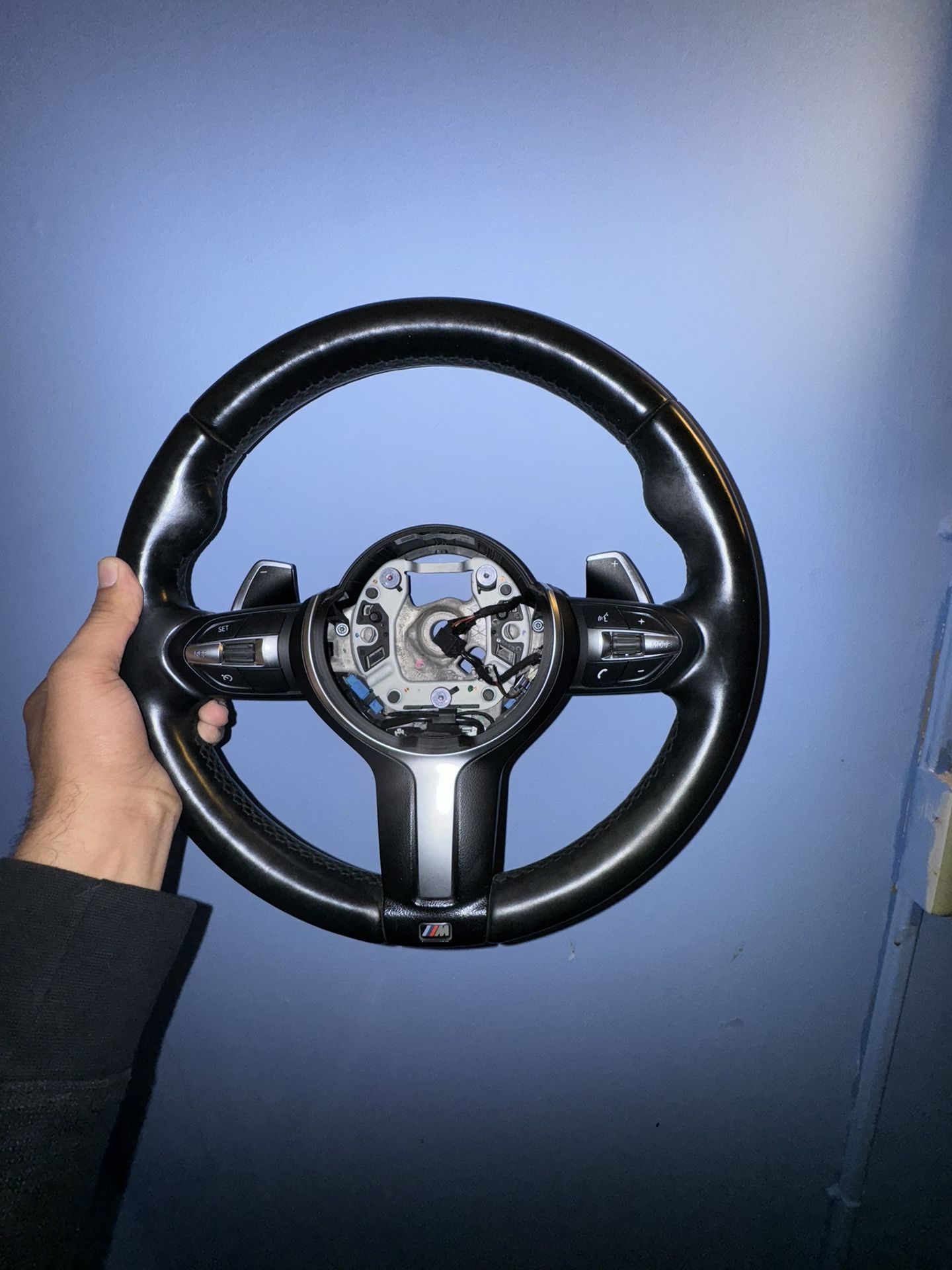 BMW M SPORT STEERING WHEEL