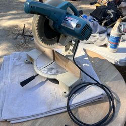 Makita 10” Miter Saw