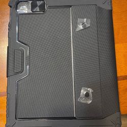 IPAD PRO  COVER AND KEYBOARD CASE