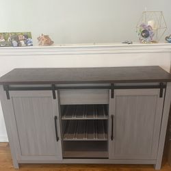 Stylish Sideboard / Buffet Cabinet
