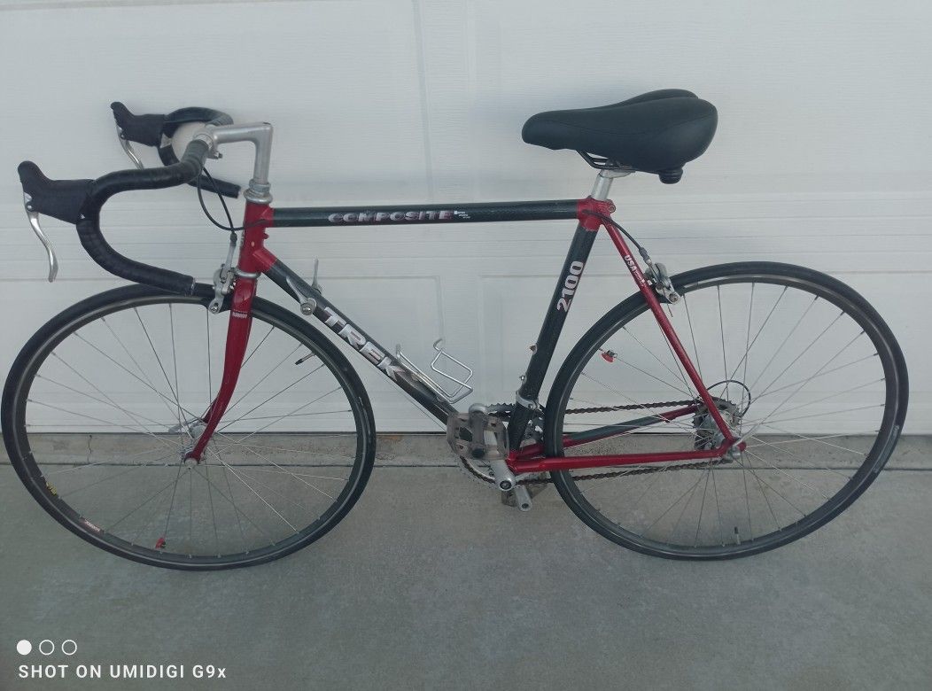 Trek 2100 Composite Bike