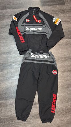 Supreme set