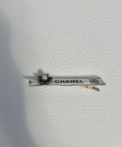 Chanel Fashion Black & White Ribbon Hair Clip