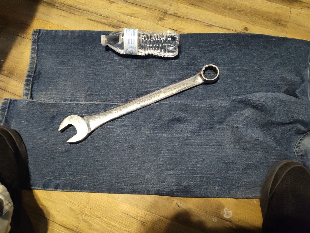 Husky 1-1/4 Heavy Oversized Wrench