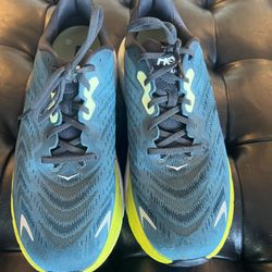 Hoka Arahi men 11.5