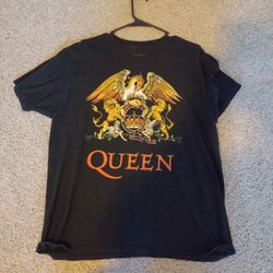 Queen Large Black Collectible t-shirt