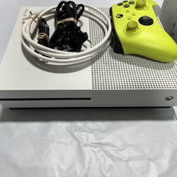 MICROSOFT XBOX ONE S 500GB WITHE WITH ONE REMOTE CONTROL READY TO PLAY 💯📺✅📺💯