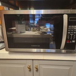 Microwave New - Does Not Heat