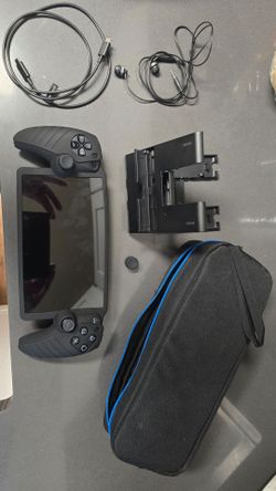 Playstation Portal w / case and accessories