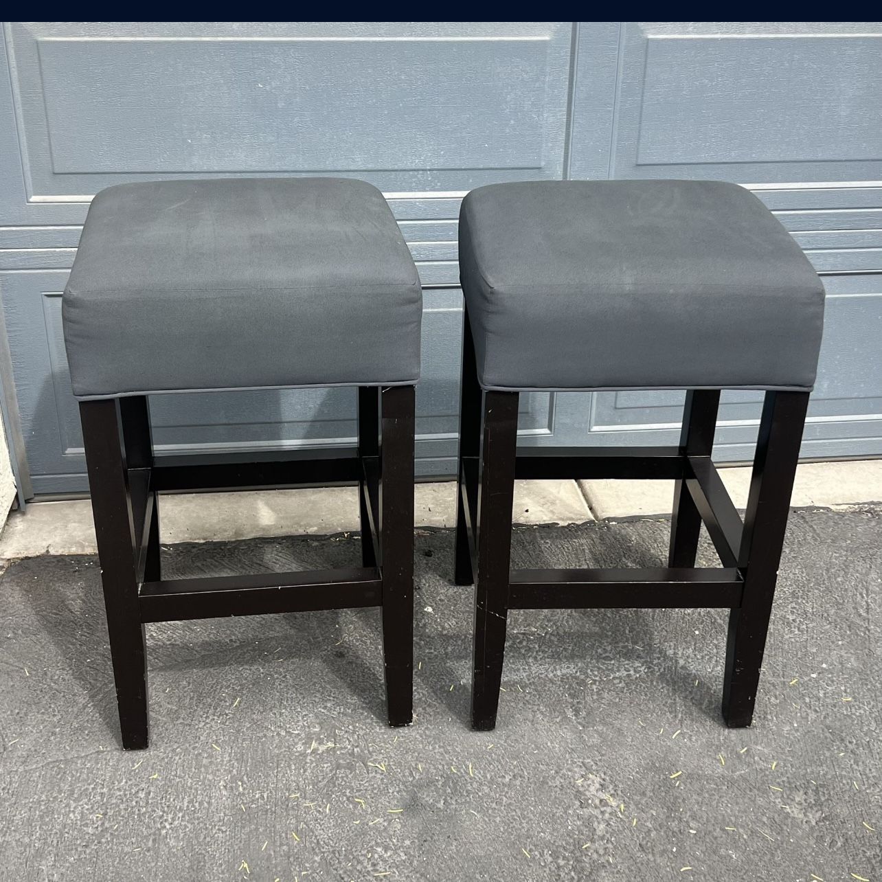 Gray Bar Stools 