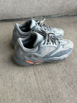 $170  Yeezy boost 700 size 12