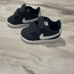 NIKE Kids' Court Royale Sneaker (TDV)