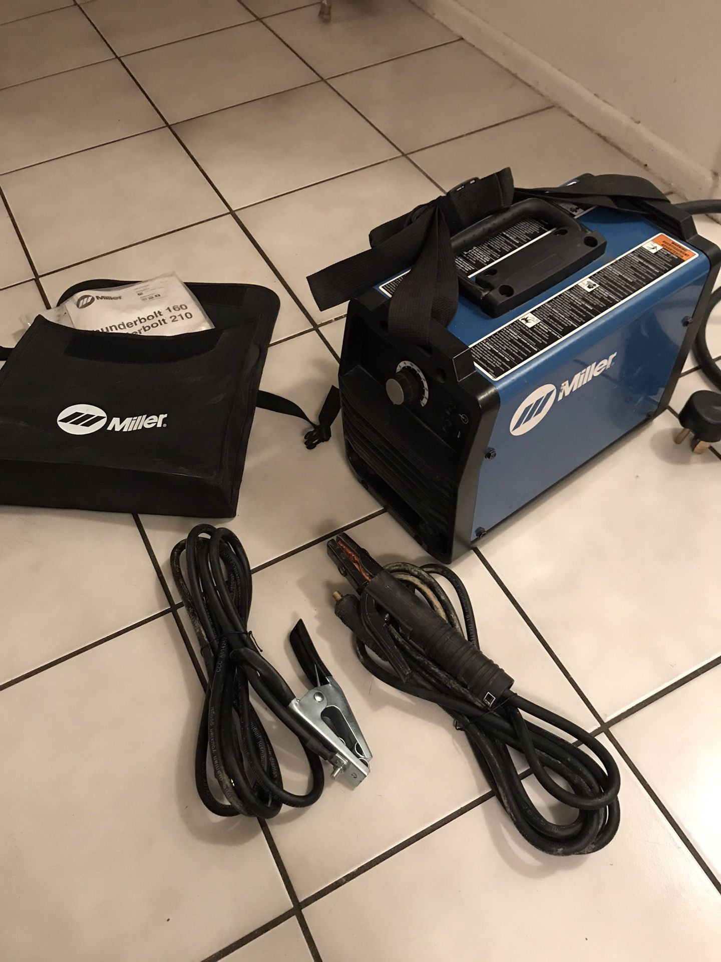 Miller thunderbolt 210 cc/dc stick welder 220v in excellent condition with leads