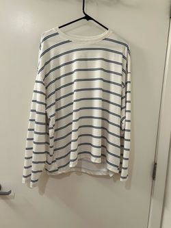 NEW Women’s Sz XL Cream& Navy long sleeve shirt