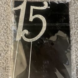 15: Silver Rhinestone Cake Topper