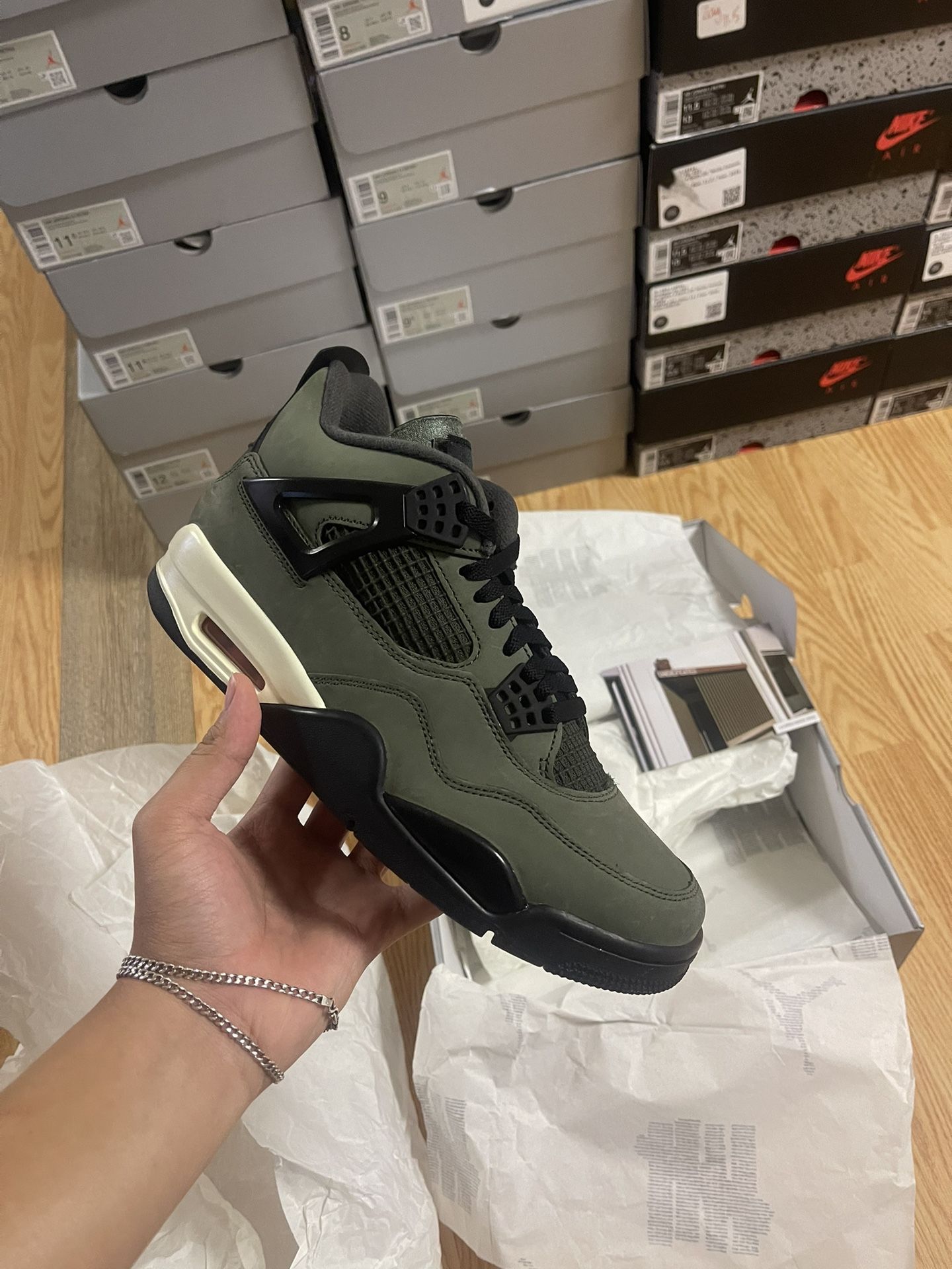 Jordan 4 Undefeated 2025 (100% Authentic Guarantee)