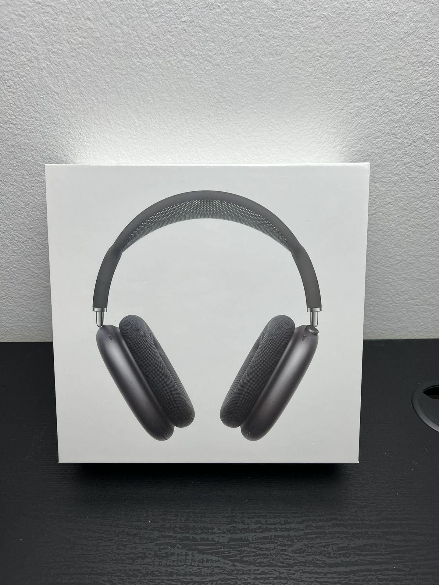 Genuine AirPods Max Space Gray for Sale in Stanton, CA - OfferUp Genuine AirPods Max Space Gray for Sale in Stanton, CA - OfferUp