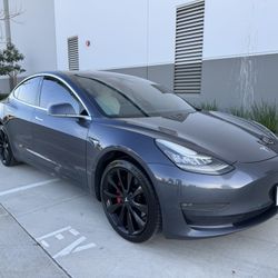 2018 Tesla Model 3