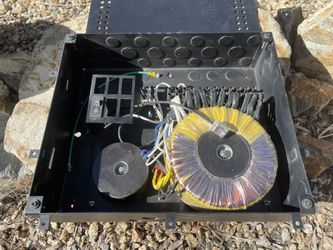 600 Watt Power Supply 12 or 24 Volts (New-Unused)