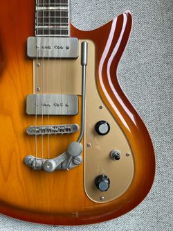 Rivolta Combinata guitar with Les Trem + softcase
