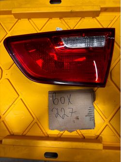 2014-2015 KIA OPTIMA SEDAN REAR RIGHT TRUNK LID INNER TRUNK LIGHT TAIL LAMP OEM