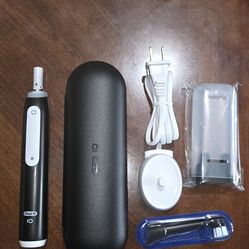 Oral-B iO3 Electric Toothbrush