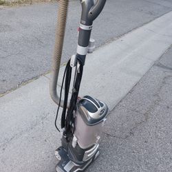 Shark Vaccum