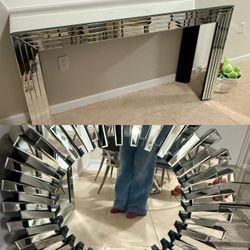 Luxury Mirrored Console Table + Matching Mirror – Like New