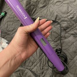 Remington hair straightener