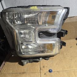 2015 2017 Ford F150 Passenger Oem Halogen Headlight 