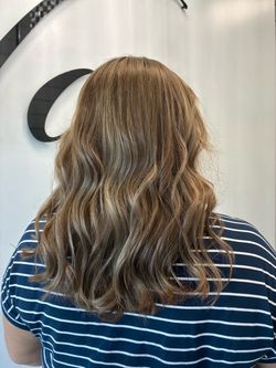 Hair color balayage