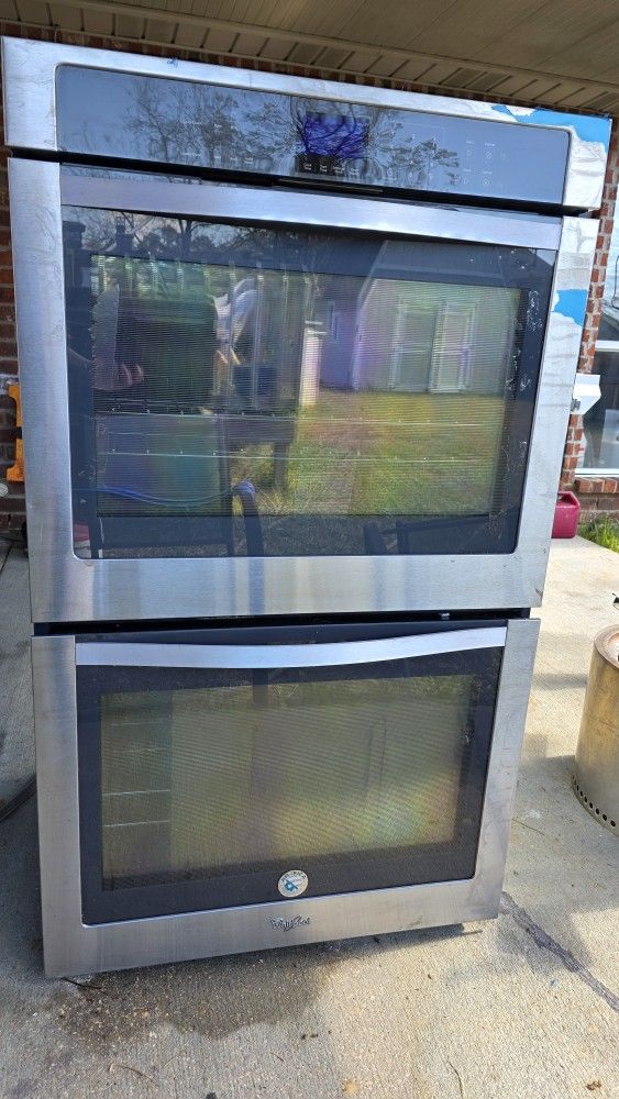 Whirlpool W10796089C Double Wall Oven – Like New, Never Used (Sold As-Is)