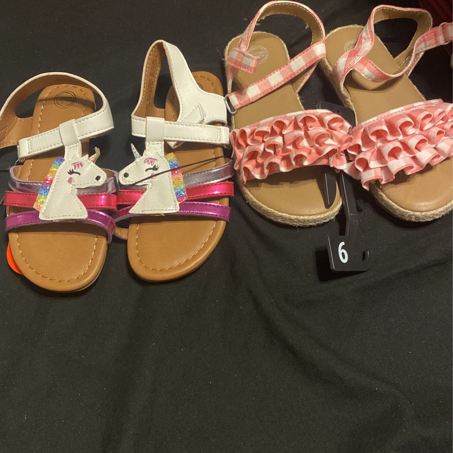 Girls Shoes Size 9.10 New