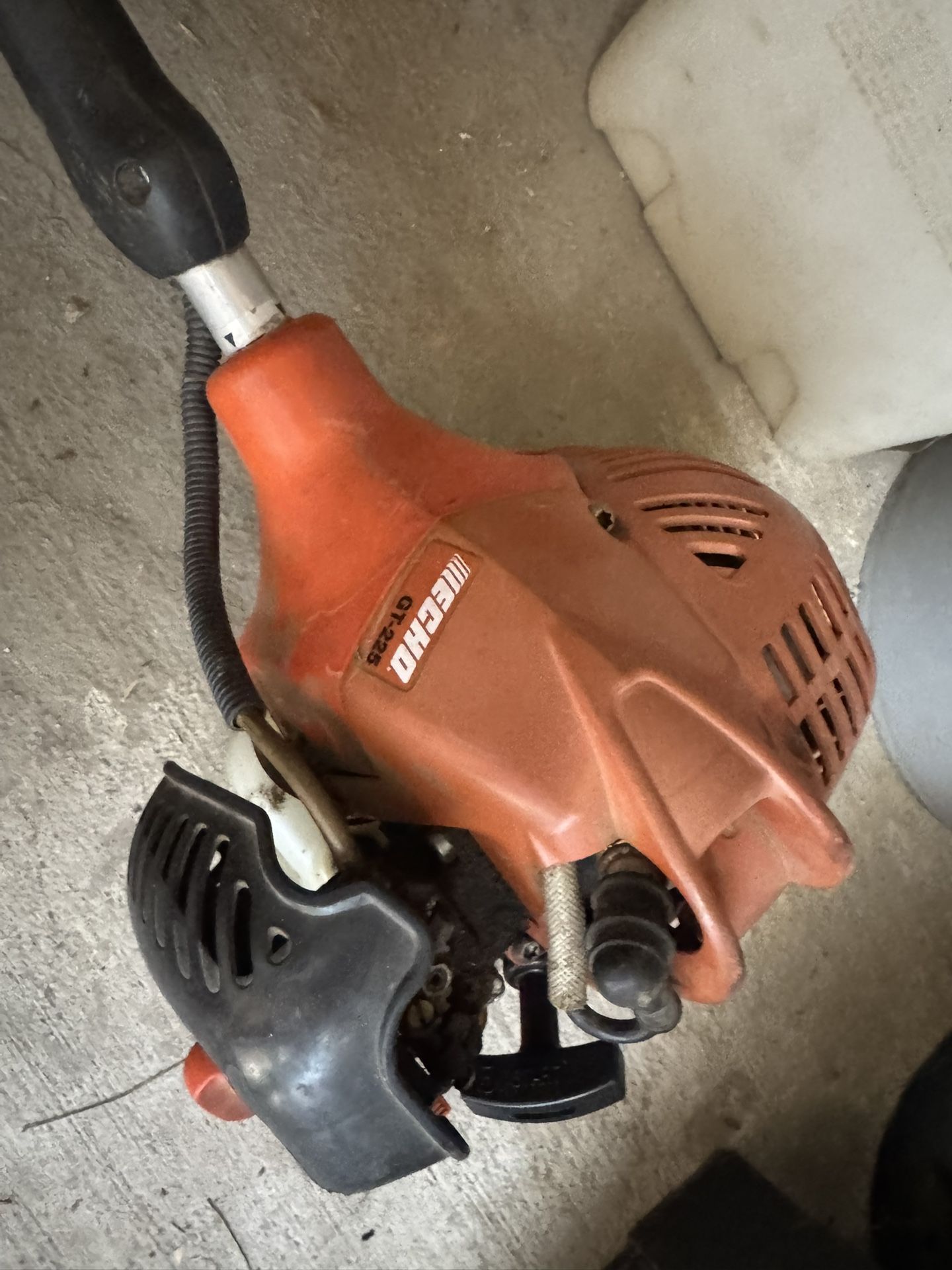 Echos GT 225.