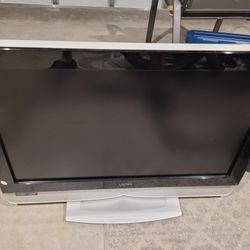 32in Vizio TV