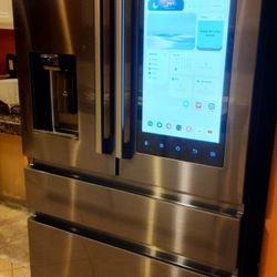 SAMSUNG 22.2 Cu Smart Fridge
