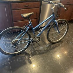 Mongoose Mountain Bike. 
