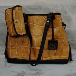Dooney & Bourke
