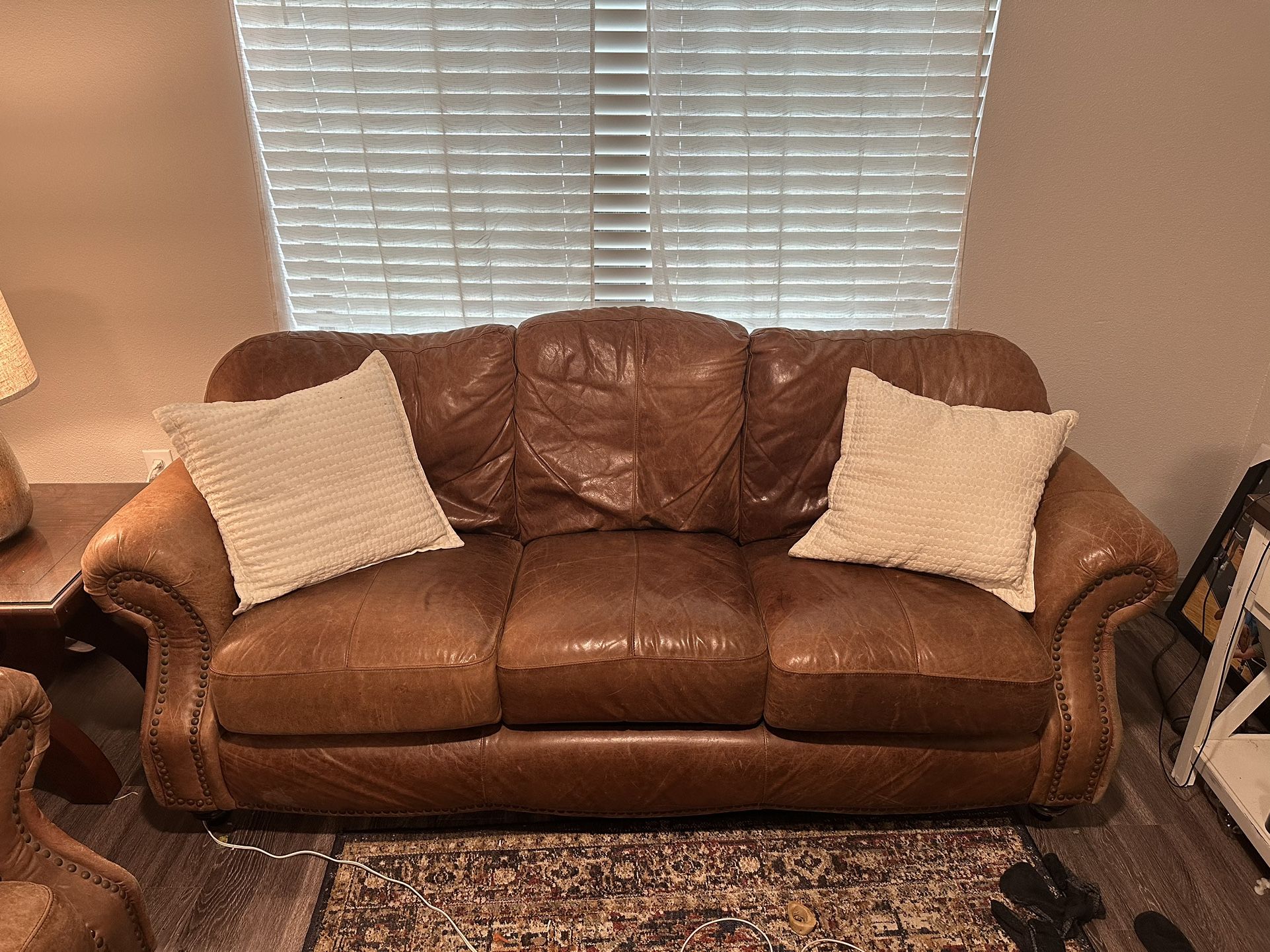 2 Leather Couches