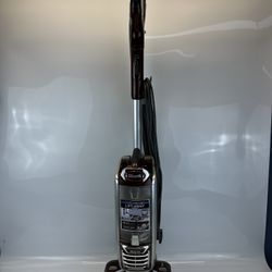 Shark UV700 DuoClean Upright Vacuum Cleaner w/ Self-Cleaning Brushroll & HEPA