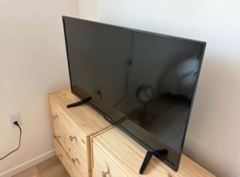 36” TV with Roku
