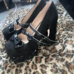 Black Bow Heels