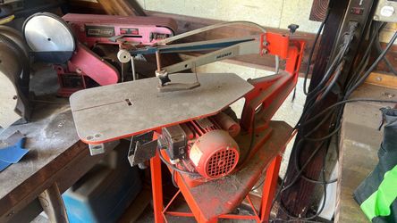 Hegner scroll saw