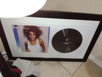 New albums with records. Older ones miny Whitney Houston NOTORIOUS BIG. GREATFULL DED ORIGIONAL