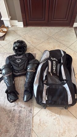Catchers gear youth
