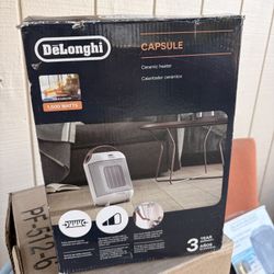 DeLonghi Ceramic Heater 