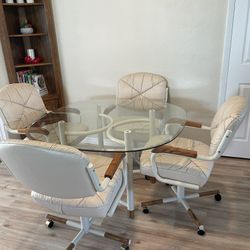 Round Glass Dining Table With Chairs