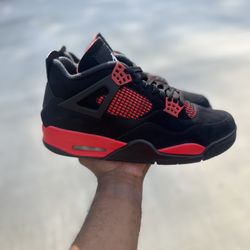Jordan 4 Retro 