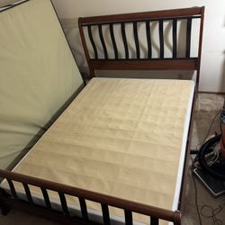 Free Queen Size Stearns & Foster Box Spring